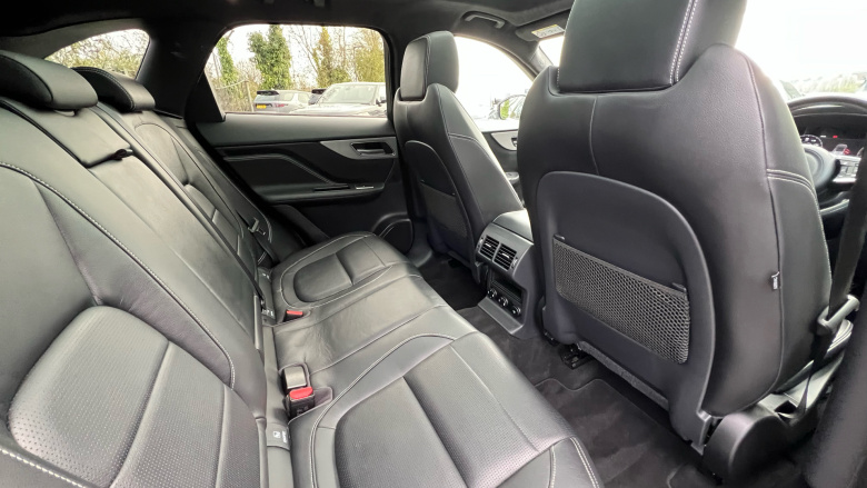 Jaguar F-Pace 2.0d [240] Chequered Flag 5dr Auto AWD Diesel Estate